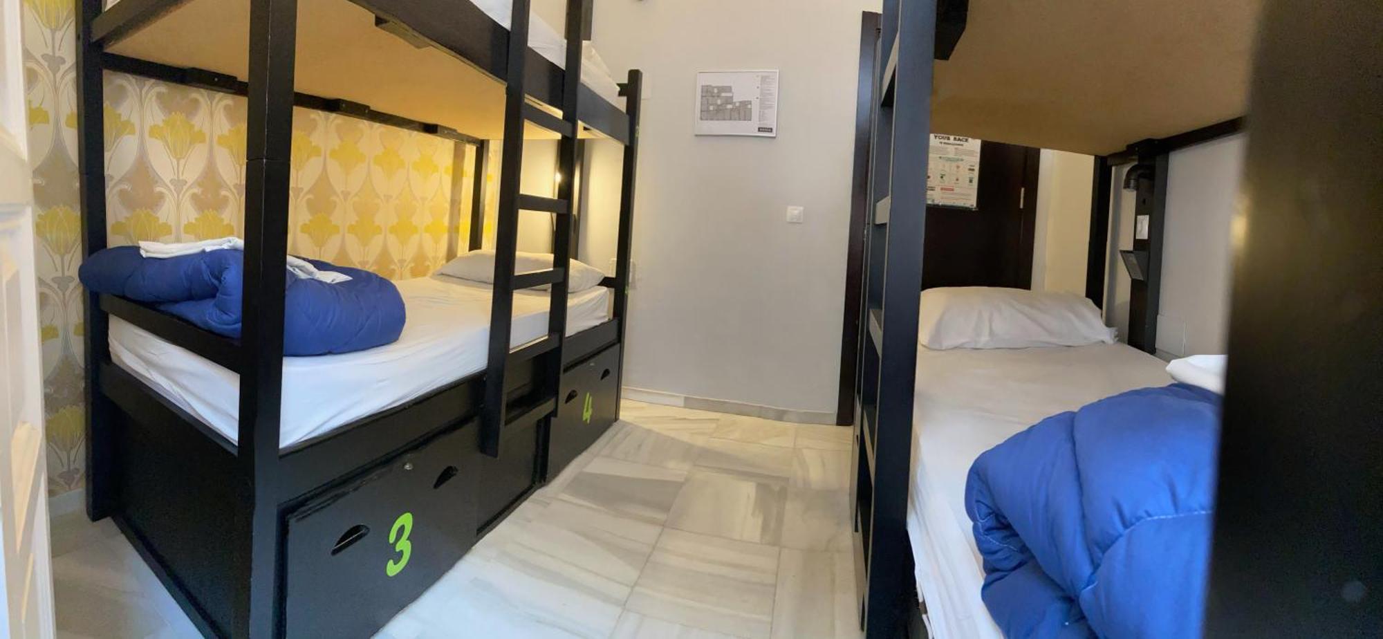 Joy Plaza De Armas Hostel Seville Room photo