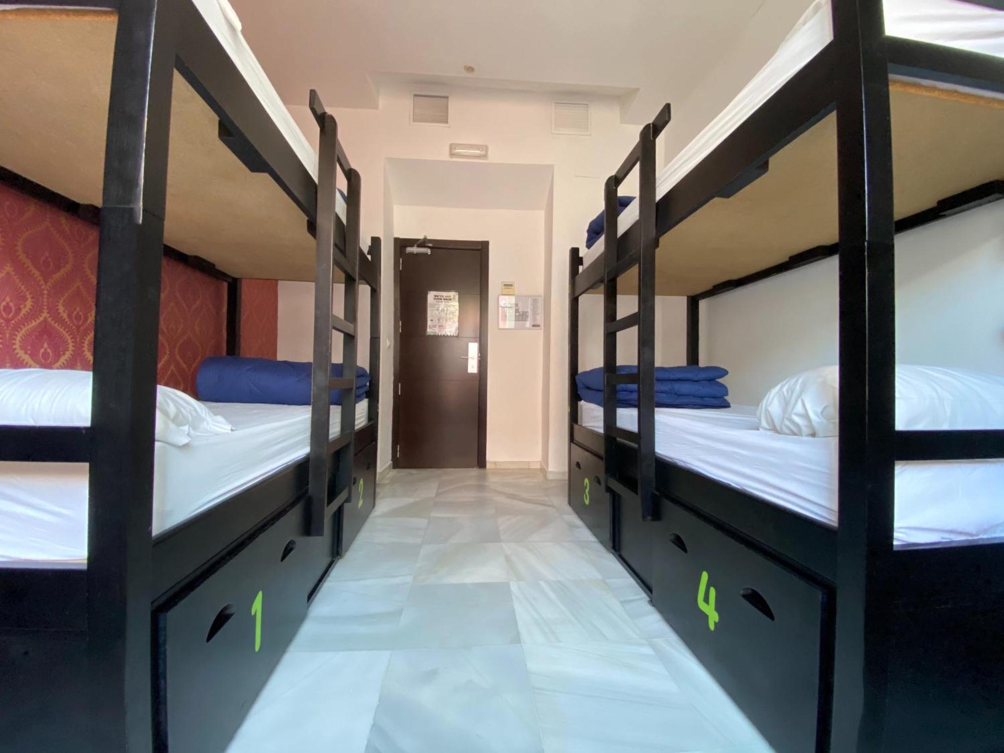 Joy Plaza De Armas Hostel Seville Room photo
