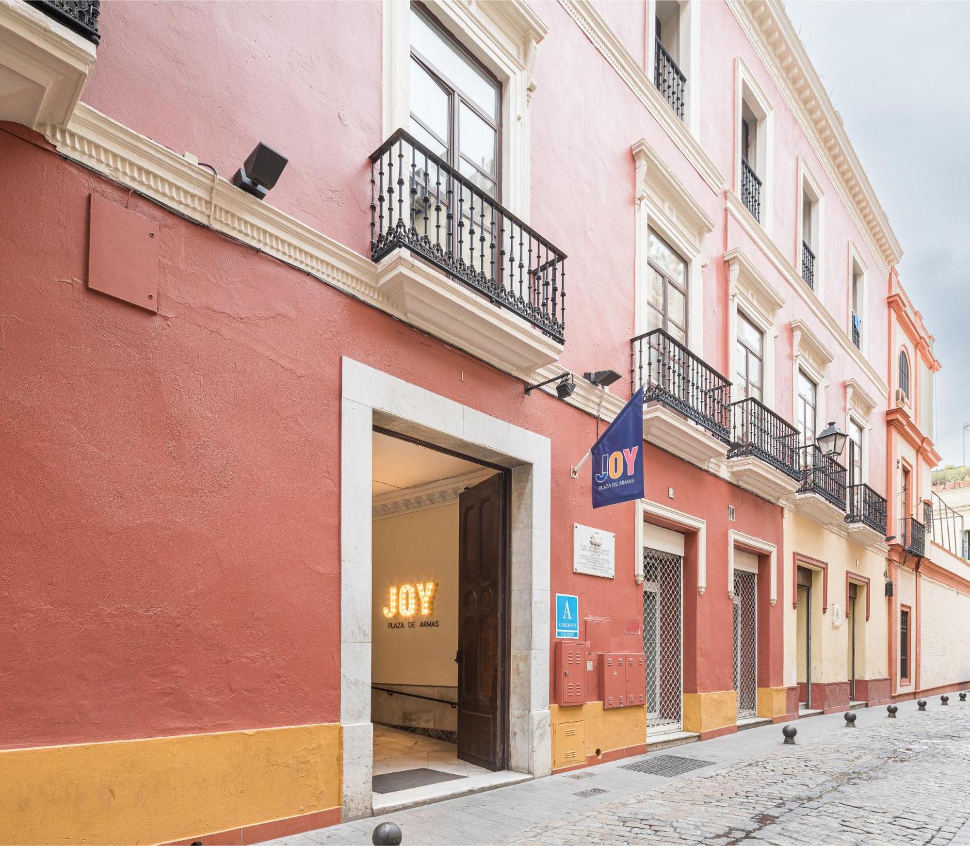 Joy Plaza De Armas Hostel Seville Exterior photo