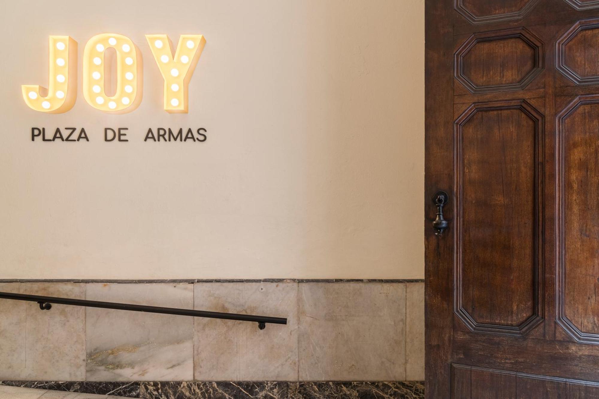 Joy Plaza De Armas Hostel Seville Exterior photo