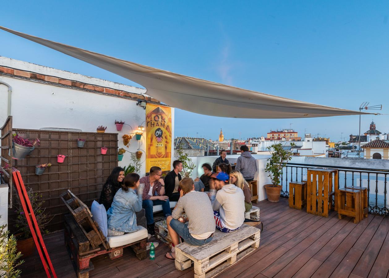 Joy Plaza De Armas Hostel Seville Exterior photo