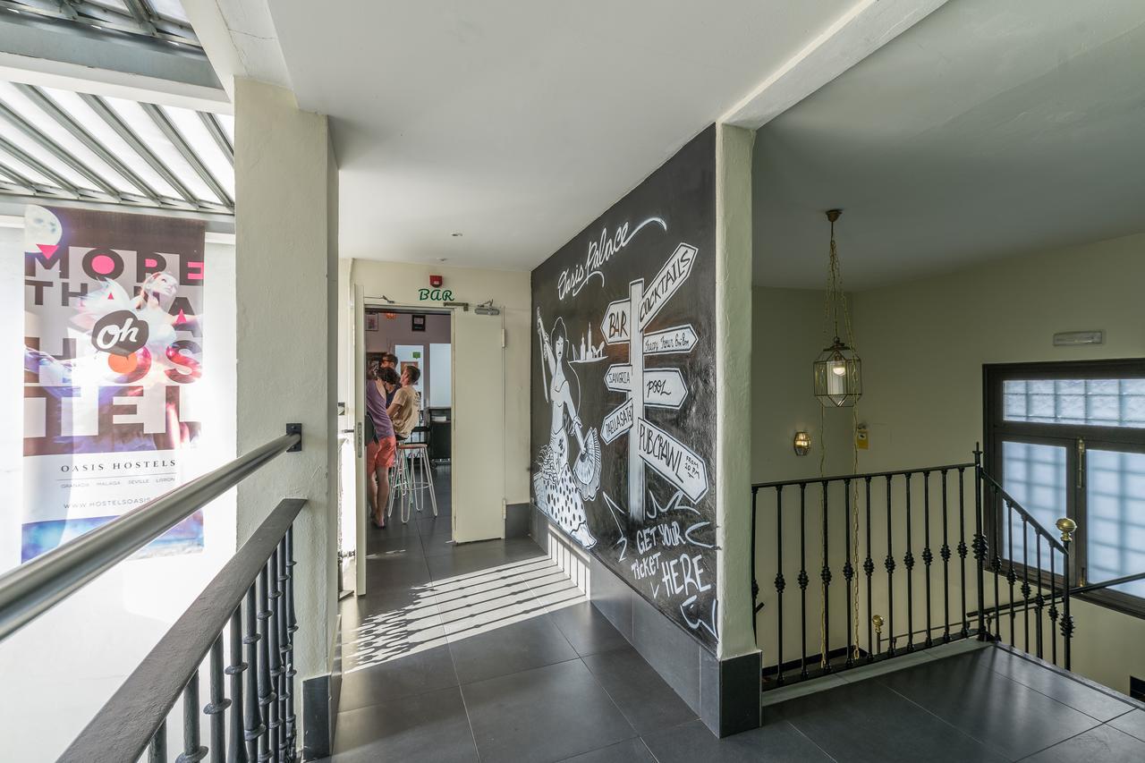 Joy Plaza De Armas Hostel Seville Exterior photo